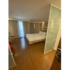Flat Encantador No 7º Com Vista Pra Torre De Tv , Brasília Brasil